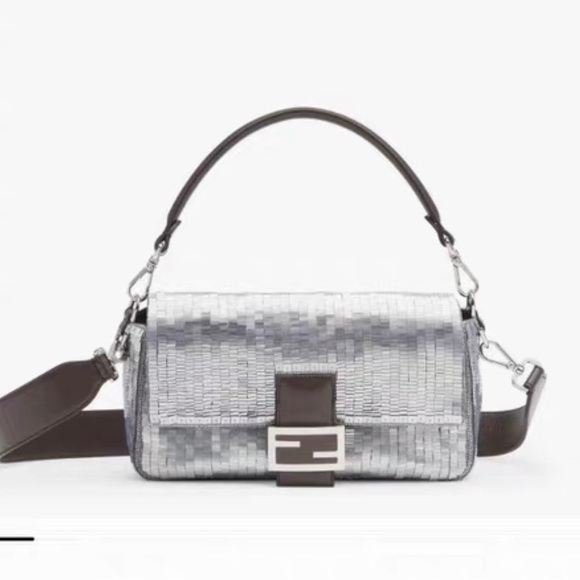 Sold!Vintage FENDI silver sequins baguette bag - Picture 9 of 9